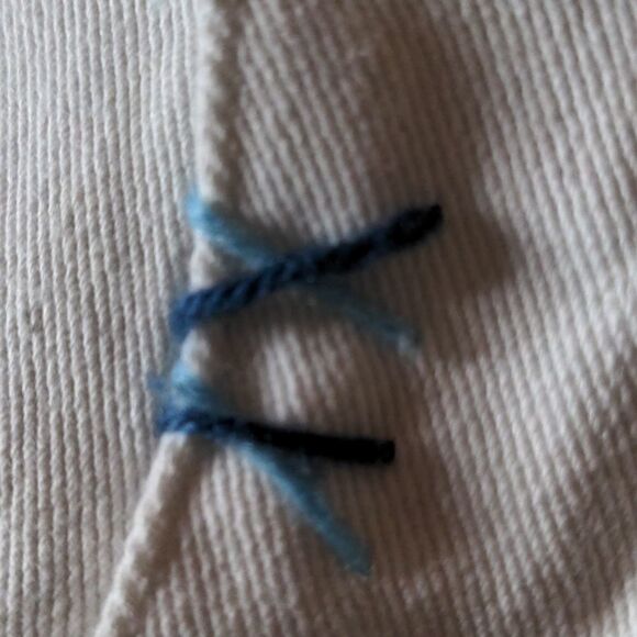 Yakum white capri jeans size 26‎ - Picture 7 of 16